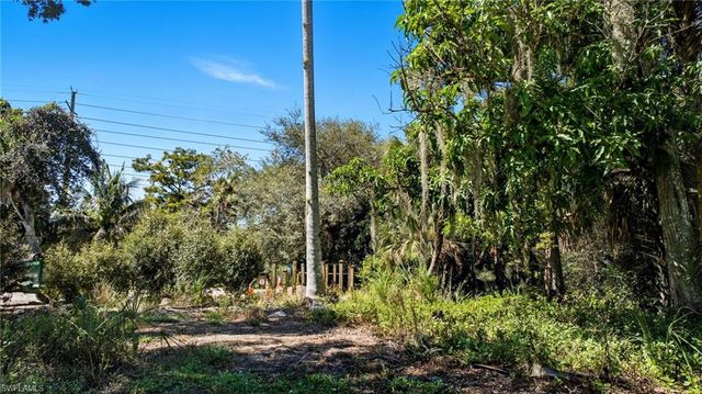 12025 Carpenter LN, Bonita Springs, FL 34135