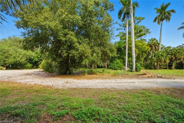12025 Carpenter LN, Bonita Springs, FL 34135