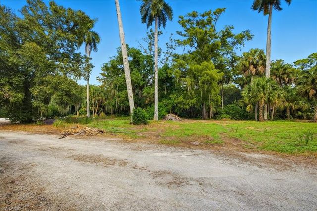 12025 Carpenter LN, Bonita Springs, FL 34135