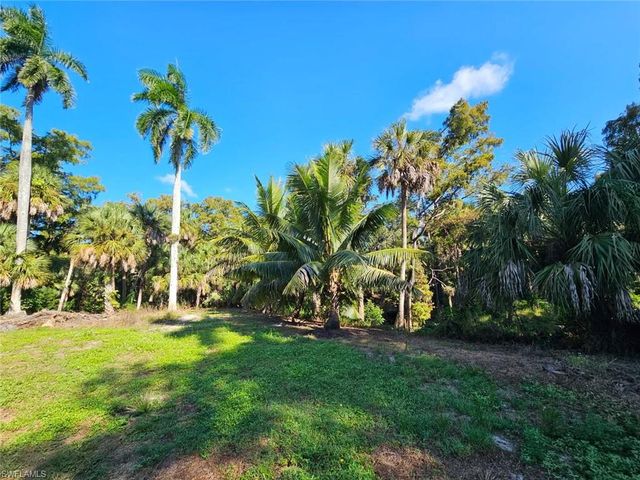 12025 Carpenter LN, Bonita Springs, FL 34135