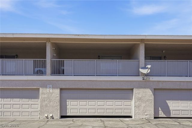 100 South Crestline Drive 16, Las Vegas, NV 89107