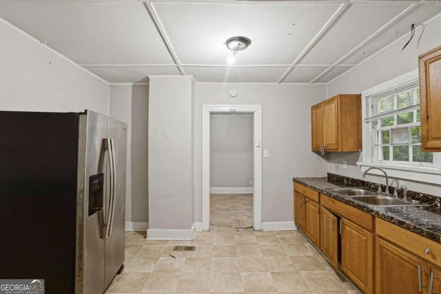 2641 Sylvan Road, Atlanta, GA 30344
