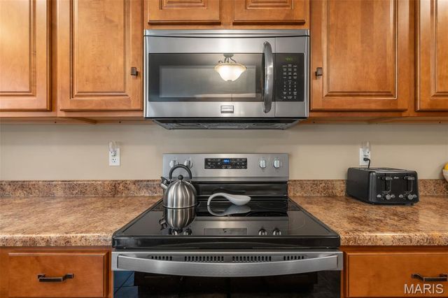 2362 Fire Crest Court, Washington, MO 63090
