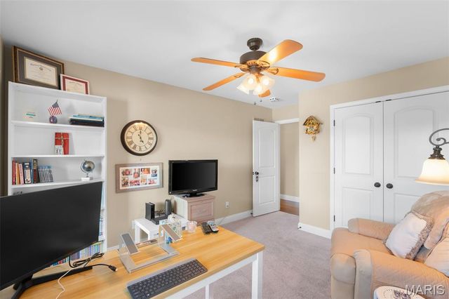 2362 Fire Crest Court, Washington, MO 63090