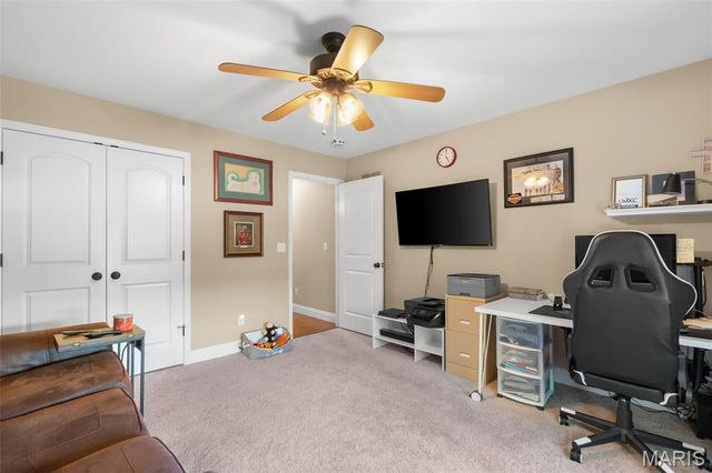 2362 Fire Crest Court, Washington, MO 63090