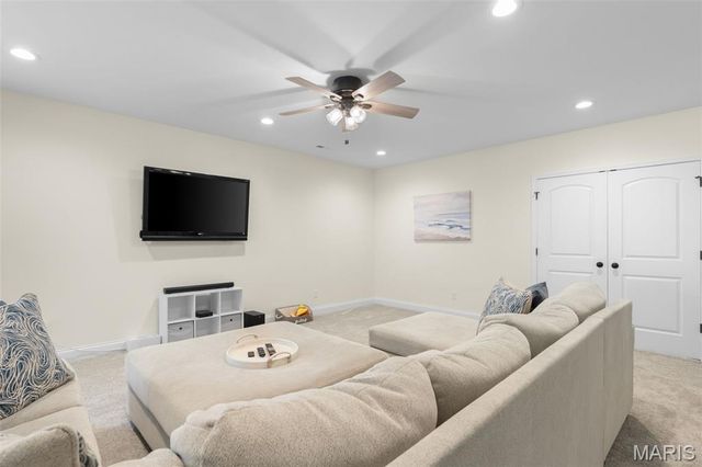2362 Fire Crest Court, Washington, MO 63090
