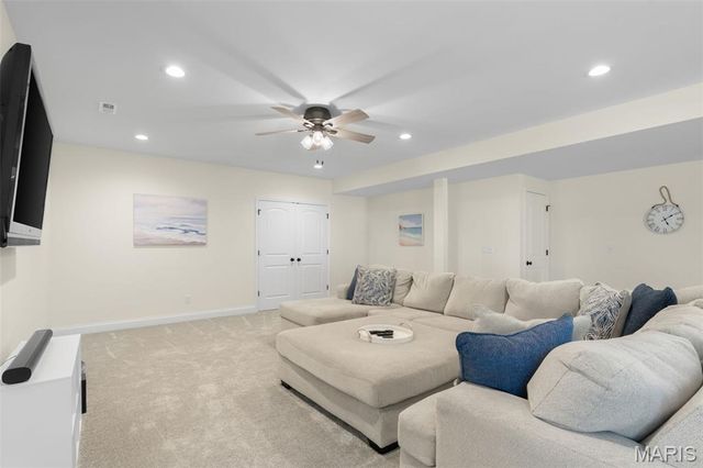 2362 Fire Crest Court, Washington, MO 63090