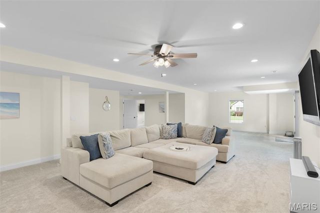 2362 Fire Crest Court, Washington, MO 63090