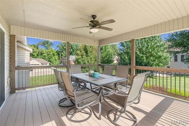 2362 Fire Crest Court, Washington, MO 63090