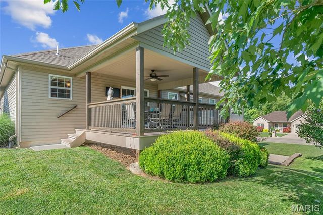 2362 Fire Crest Court, Washington, MO 63090