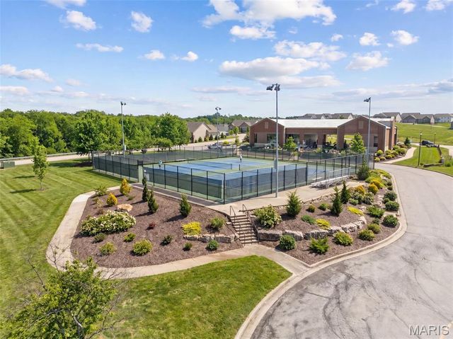 2362 Fire Crest Court, Washington, MO 63090