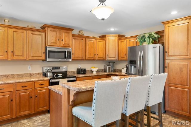2362 Fire Crest Court, Washington, MO 63090