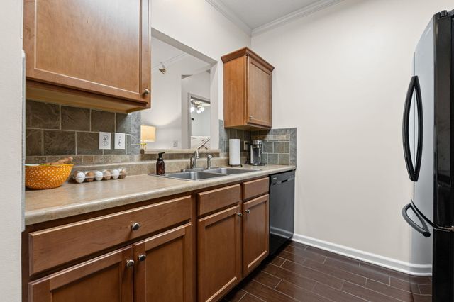 1100 KENNESAW 301, Columbia, MO 65202