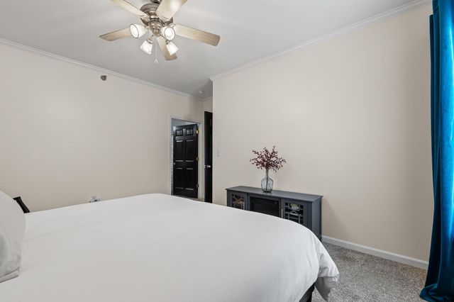 1100 KENNESAW 301, Columbia, MO 65202