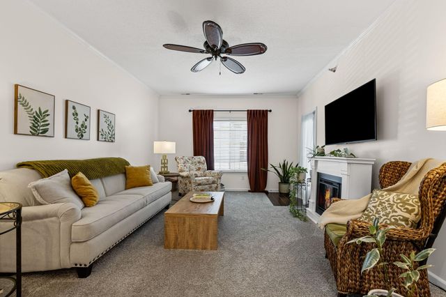 1100 KENNESAW 301, Columbia, MO 65202