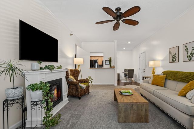 1100 KENNESAW 301, Columbia, MO 65202