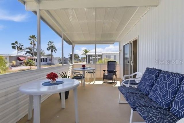 499 LONGWOOD DRIVE, Venice, FL 34285