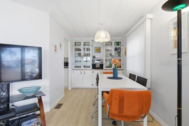 499 LONGWOOD DRIVE, Venice, FL 34285