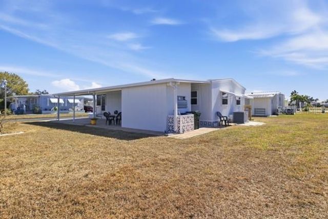 499 LONGWOOD DRIVE, Venice, FL 34285