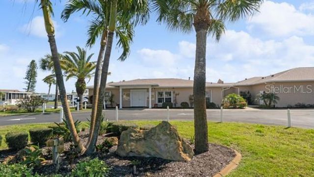 499 LONGWOOD DRIVE, Venice, FL 34285