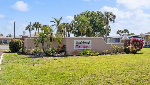 499 LONGWOOD DRIVE, Venice, FL 34285