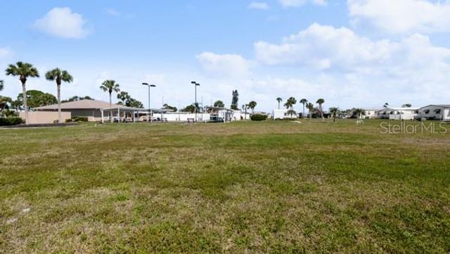 499 LONGWOOD DRIVE, Venice, FL 34285