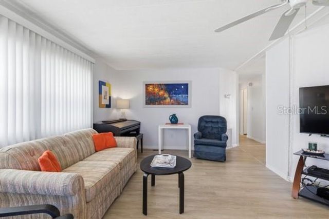 499 LONGWOOD DRIVE, Venice, FL 34285