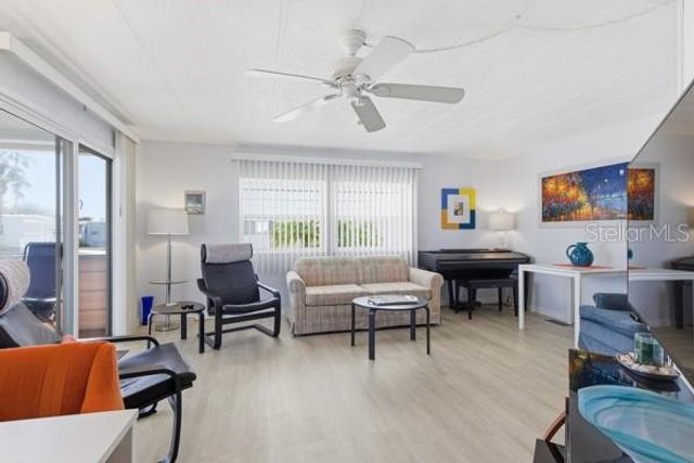 499 LONGWOOD DRIVE, Venice, FL 34285