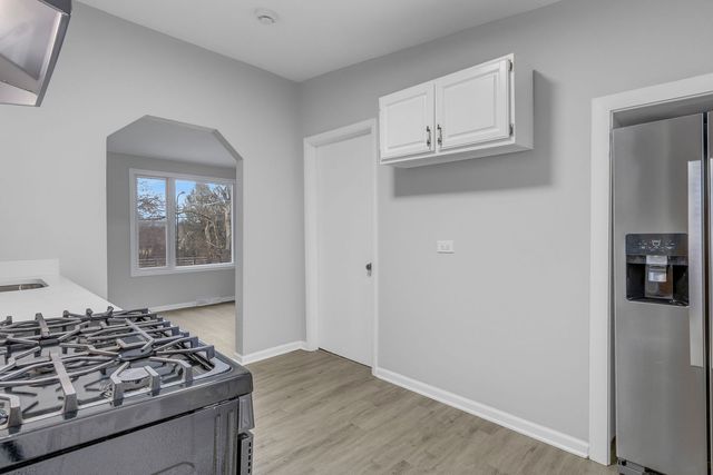 31 W US Highway 45, Vernon Hills, IL 60061