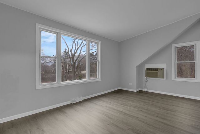 31 W US Highway 45, Vernon Hills, IL 60061