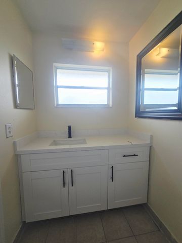 3196 49th Lane S, Lake Worth Beach, FL 33461