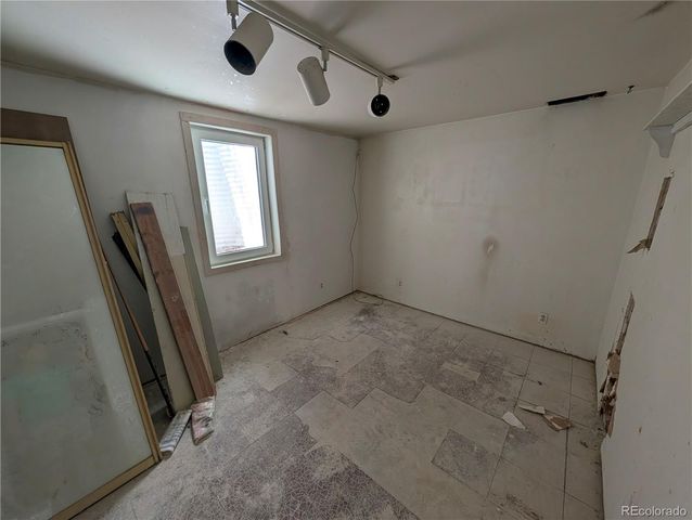 2281 S Quitman Way, Denver, CO 80219