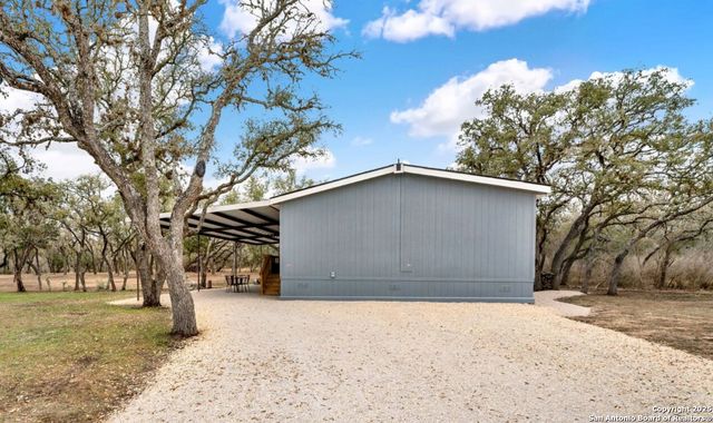 399 Private 1523, Bandera, TX 78003