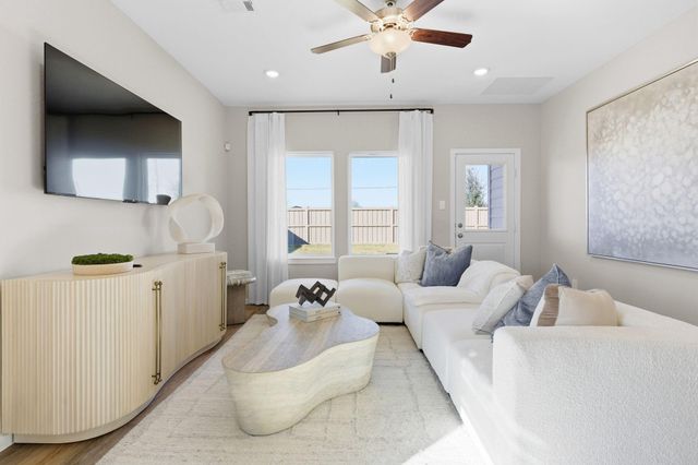 9119 Serene Haven Drive, Iowa Colony, TX 77583