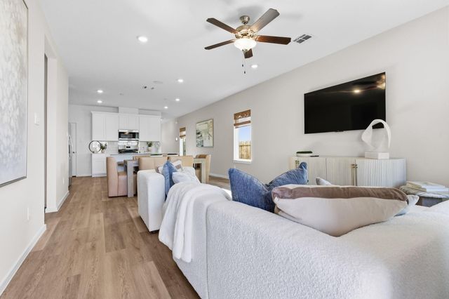 9119 Serene Haven Drive, Iowa Colony, TX 77583