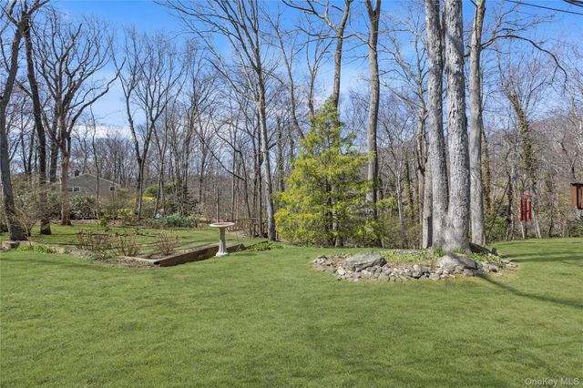 39 Hennessey Drive, Huntington, NY 11743