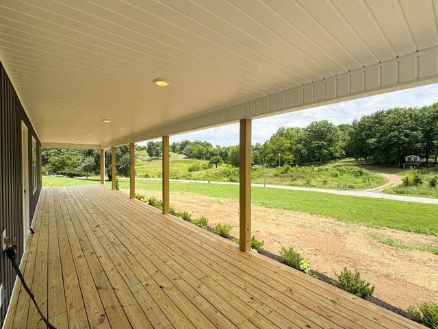 1790 Hawkins Branch Rd, Bethpage, TN 37022