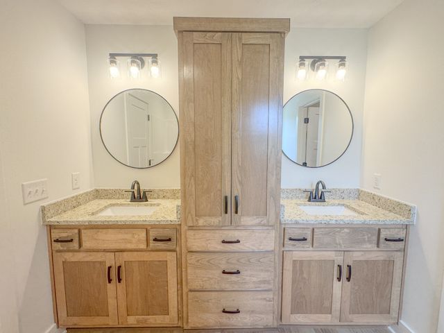 1790 Hawkins Branch Rd, Bethpage, TN 37022