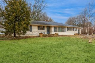 2700 Niles Road, St. Joseph Twp, MI 49085