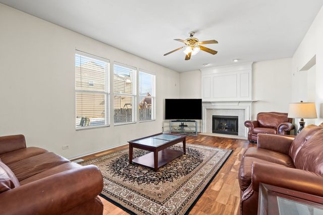 12901 Norwich Street, Plainfield, IL 60585