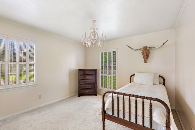 30 Little John Lane, Dayton, TX 77535