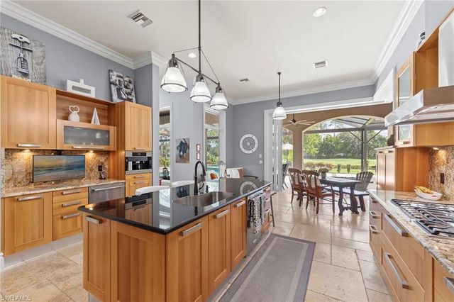 5031 Groveland TER, Naples, FL 34119