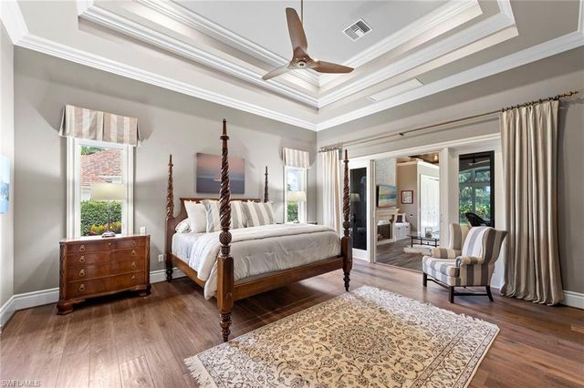 5031 Groveland TER, Naples, FL 34119