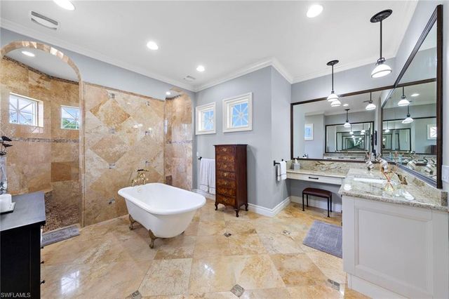 5031 Groveland TER, Naples, FL 34119