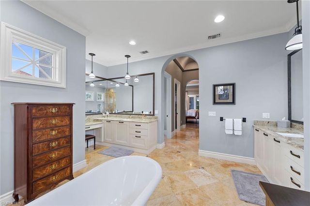 5031 Groveland TER, Naples, FL 34119