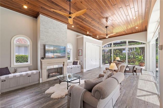 5031 Groveland TER, Naples, FL 34119