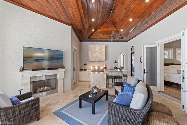5031 Groveland TER, Naples, FL 34119