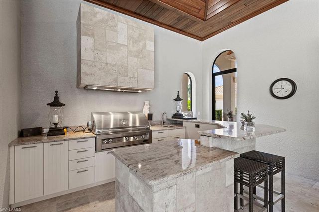 5031 Groveland TER, Naples, FL 34119
