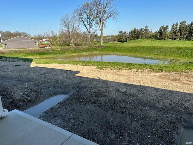 6327 Hunter Wood Drive, Fort Wayne, IN 46835