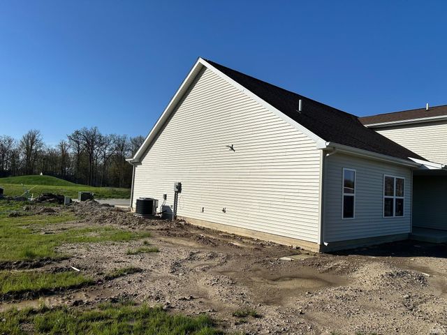 6327 Hunter Wood Drive, Fort Wayne, IN 46835